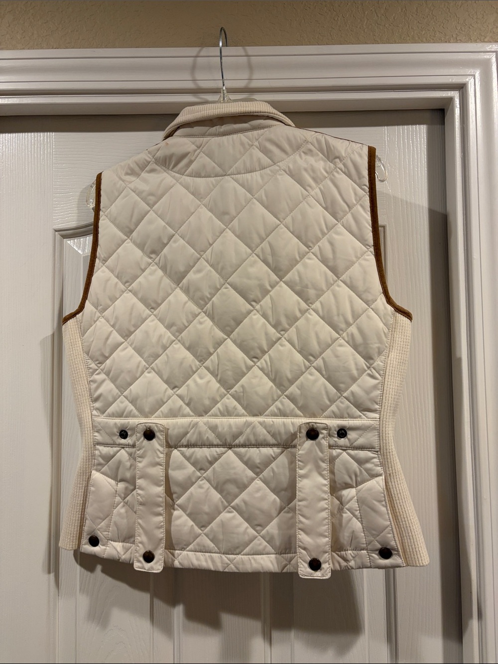 Ralph Lauren Cream Quilted Sleeveless Vest w/ Brown Suede Accents L like new - Picture 4 of 6